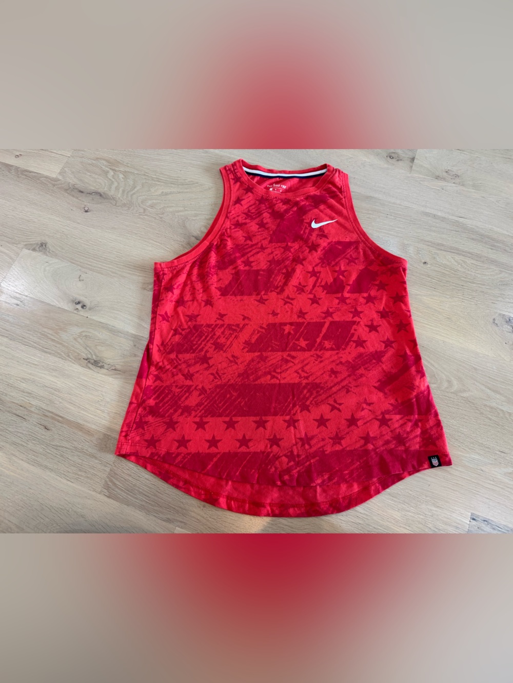 Nike women's sleeveless tank top USA red flag size medium